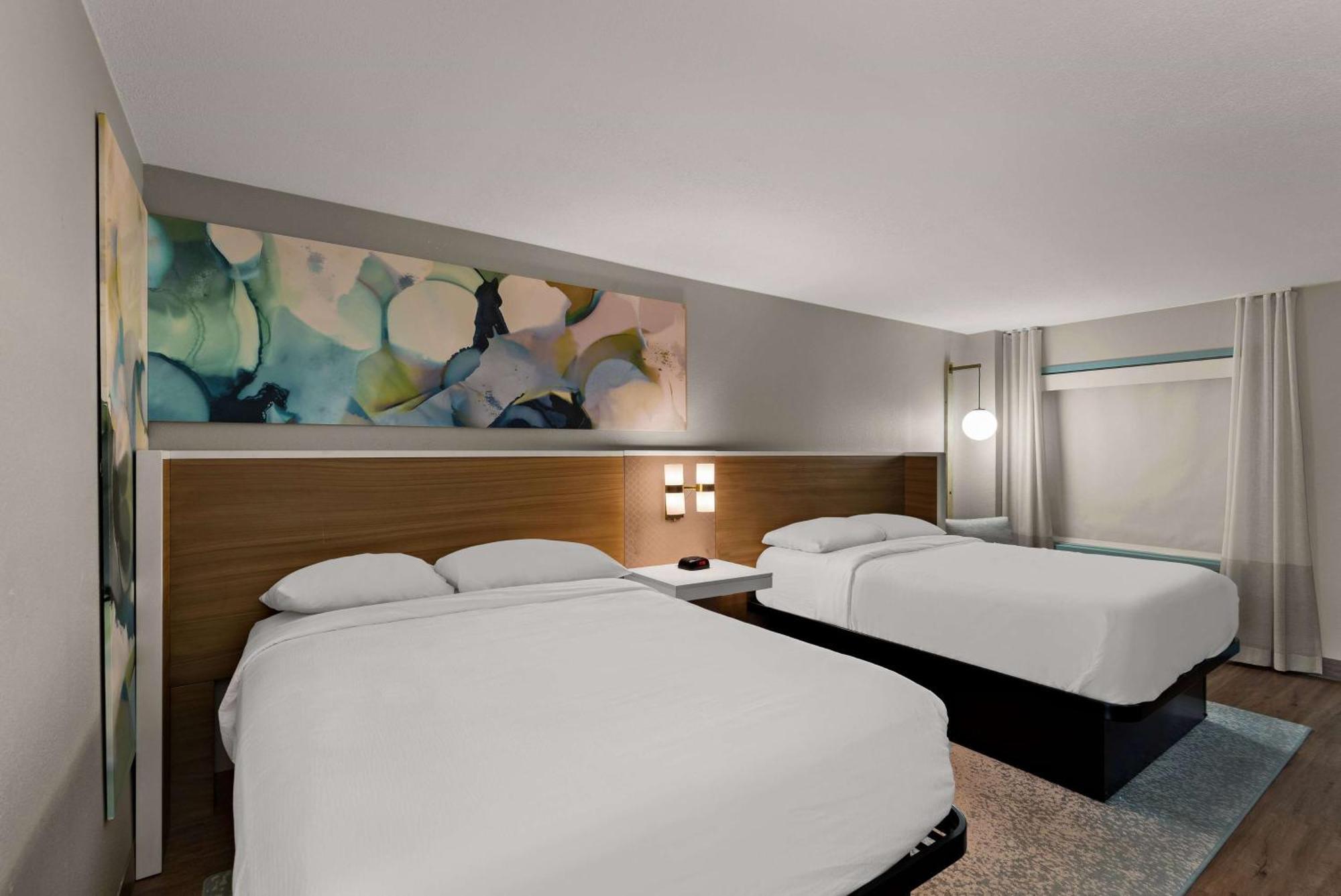 Отель Wyndham Garden Анкени Экстерьер фото